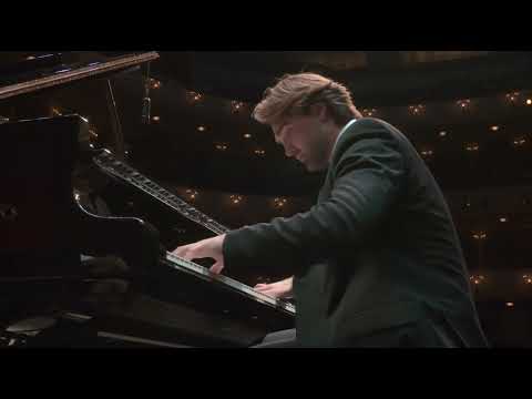 Philipp Lynov: 2025 Cliburn MOZART Piano Concerto No. 9 in E-flat Major, K. 271