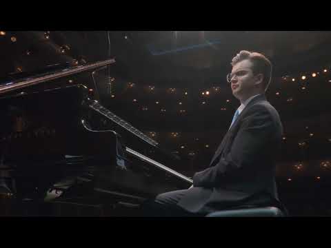 Piotr Alexewicz: 2025 Cliburn MOZART Piano Concerto No. 27 in B-flat Major, K. 595